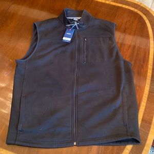 IZOD Men’s XL black zip vest. NWT